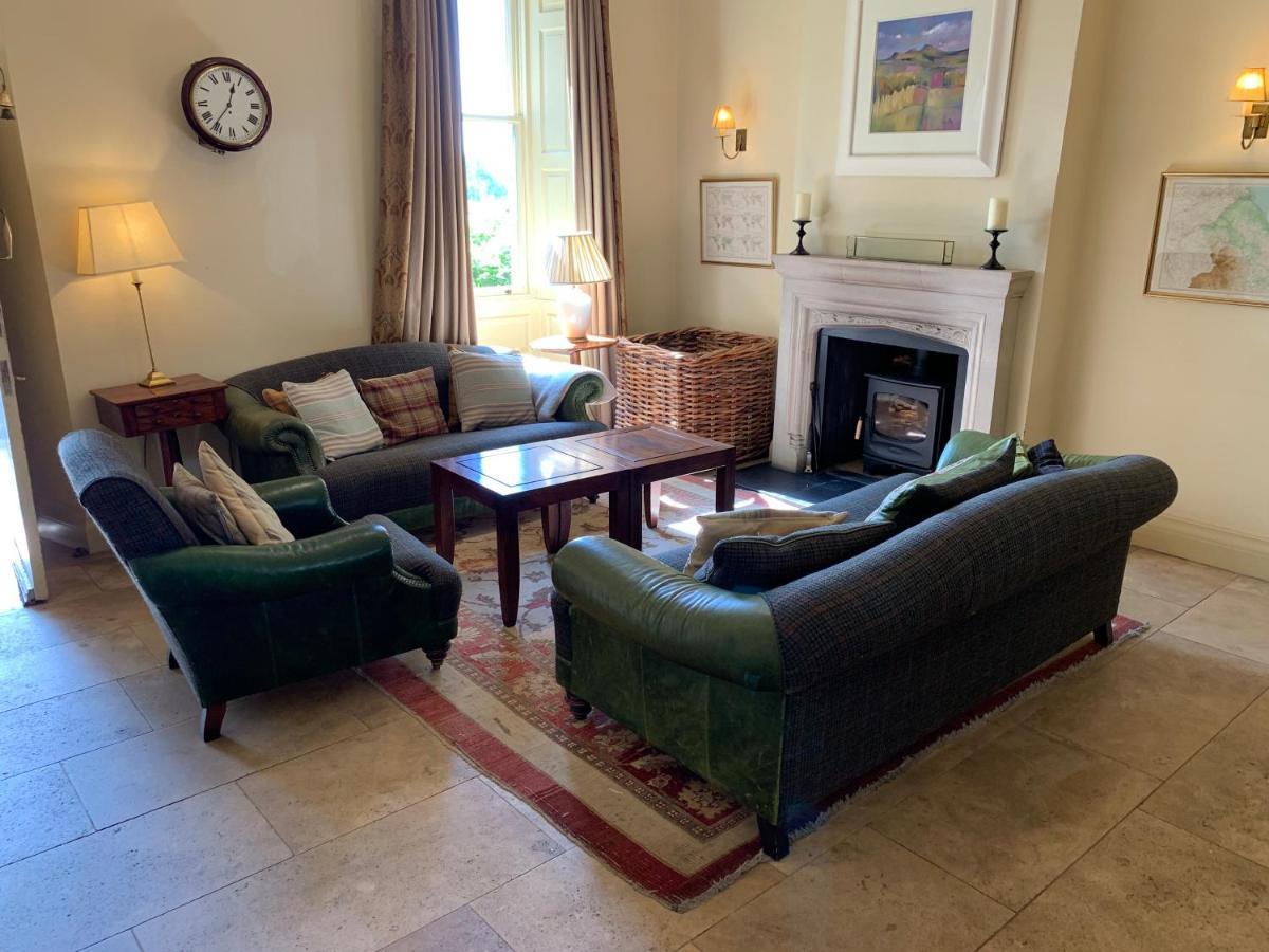 Collingwood Arms Hotel Cornhill on Tweed Екстериор снимка