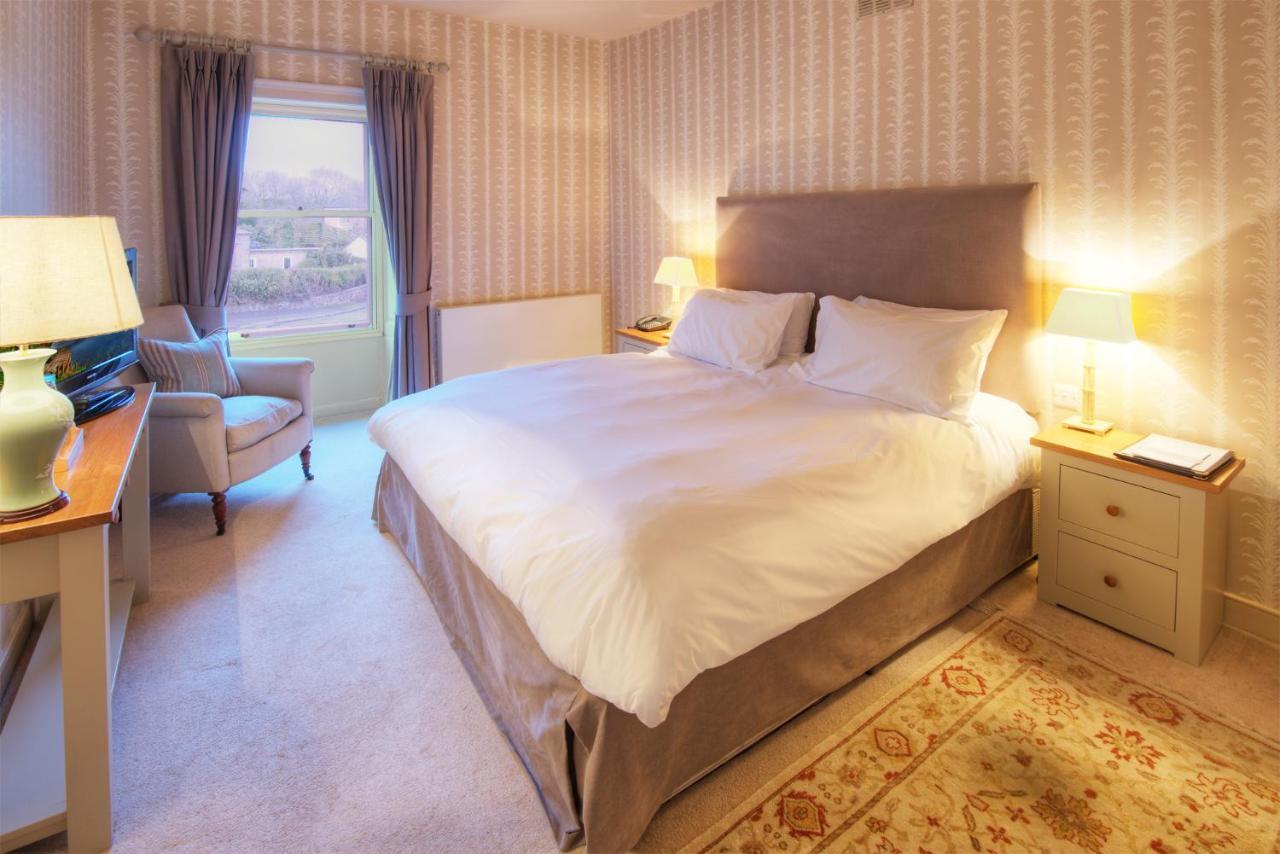 Collingwood Arms Hotel Cornhill on Tweed Стая снимка