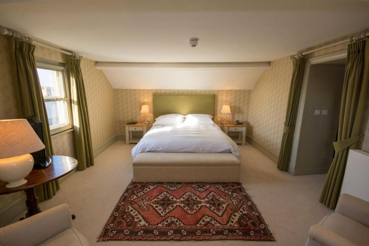 Collingwood Arms Hotel Cornhill on Tweed Екстериор снимка